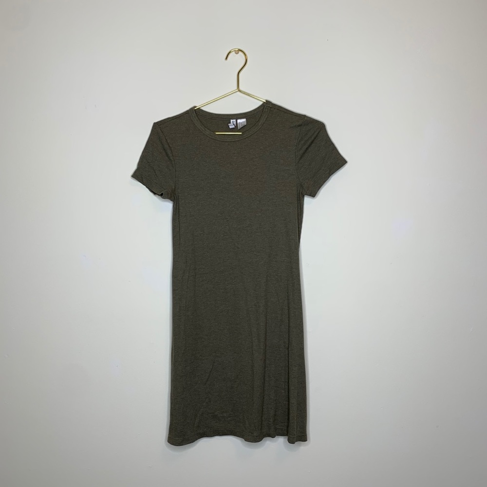 H&M • Military Green Ribbed T-Shirt Dress